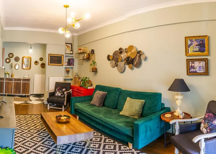 Yeni Jami Apartment